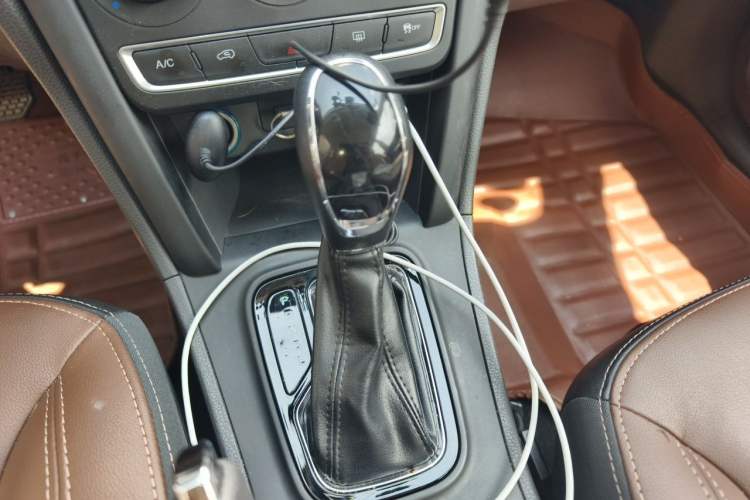 Used Chery Tiggo 3 2018 1.6L CVT Million Global Edition Gear Lever