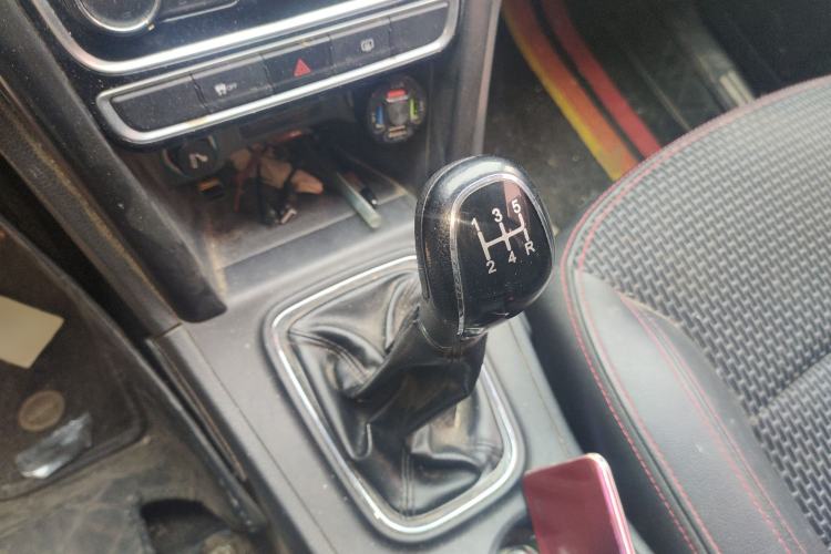 Used Chery Tiggo 3 2018 Classic Edition 1.6L Manual Elite Model Gear Lever