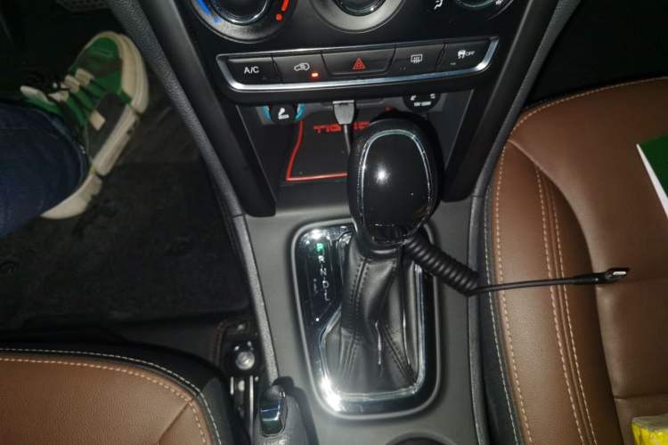 Used Chery Tiggo 3 2018 1.6L CVT Million Global Edition Gear Lever