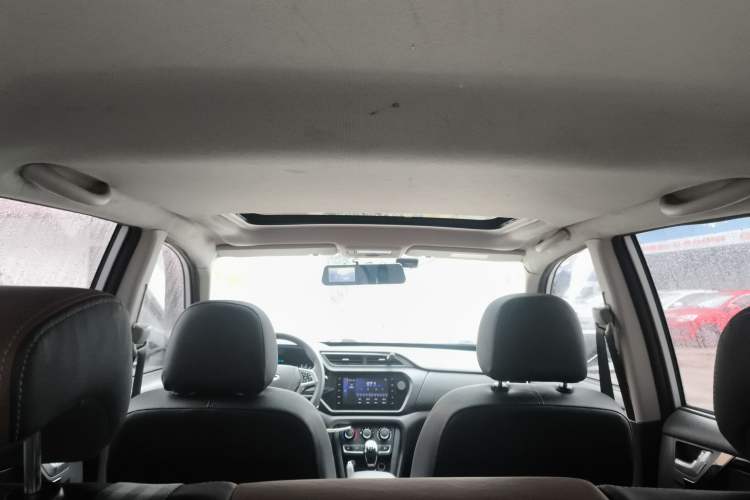 Used Chery Tiggo 3 2018 1.6L Manual Million Global Edition Headliner