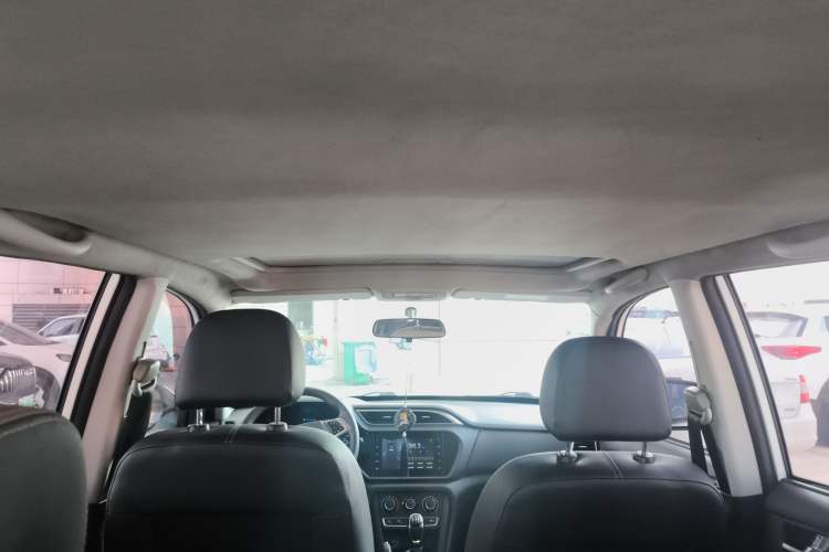 Used Chery Tiggo 3 2018 1.6L Manual Million Global Edition Headliner