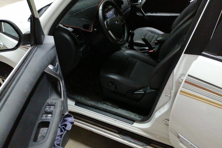 Used Chery Tiggo 3 2018 Classic Edition 1.6L Manual Elite Model Interior 3