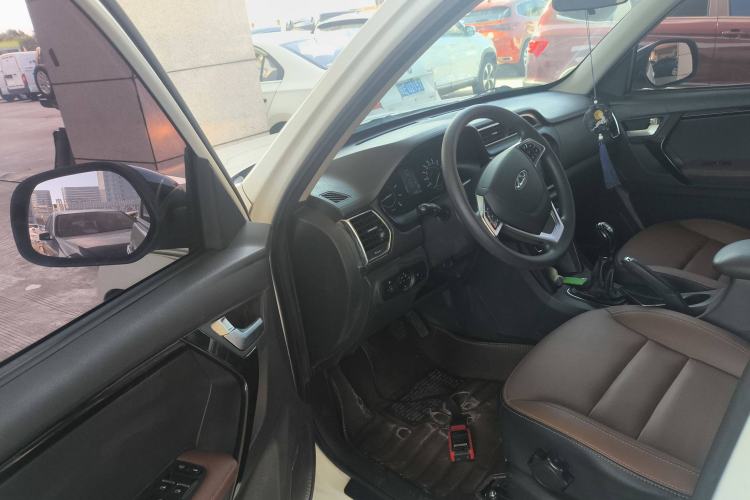 Used Chery Tiggo 3 2018 1.6L Manual Million Global Edition Interior 3