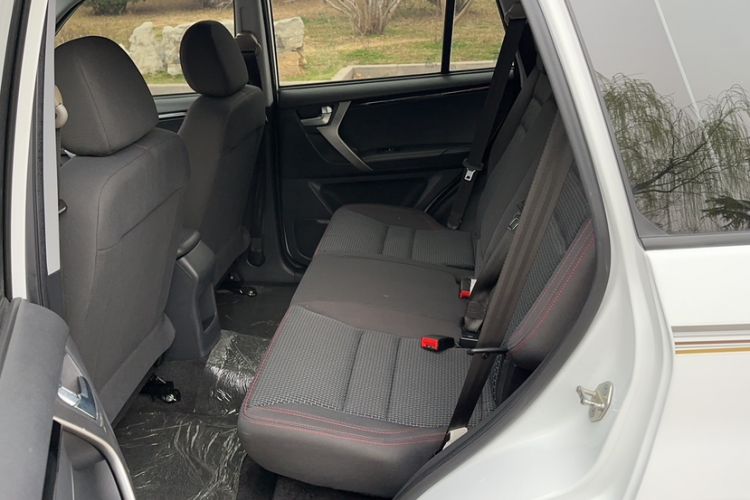 Used Chery Tiggo 3 2018 Classic Edition 1.6L CVT Comfort Model Interior 5