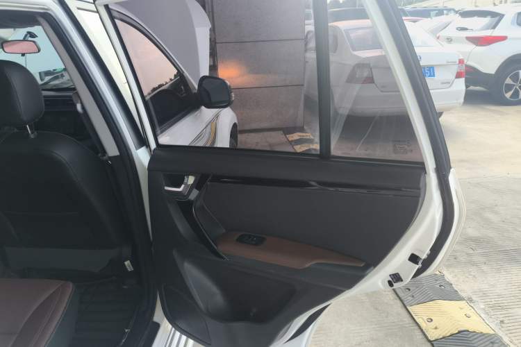 Used Chery Tiggo 3 2018 1.6L Manual Million Global Edition Interior 6