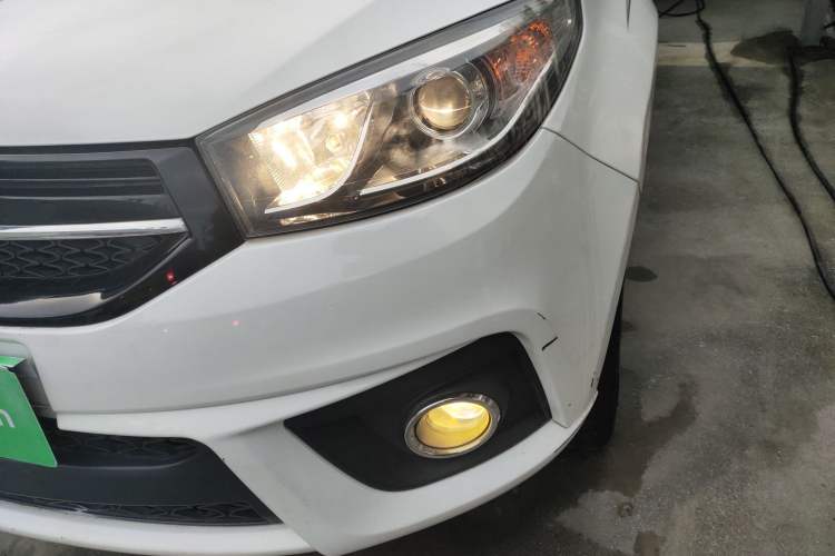 Used Chery Tiggo 3 2018 Classic Edition 1.6L Manual Comfort Model Left Front Headlight