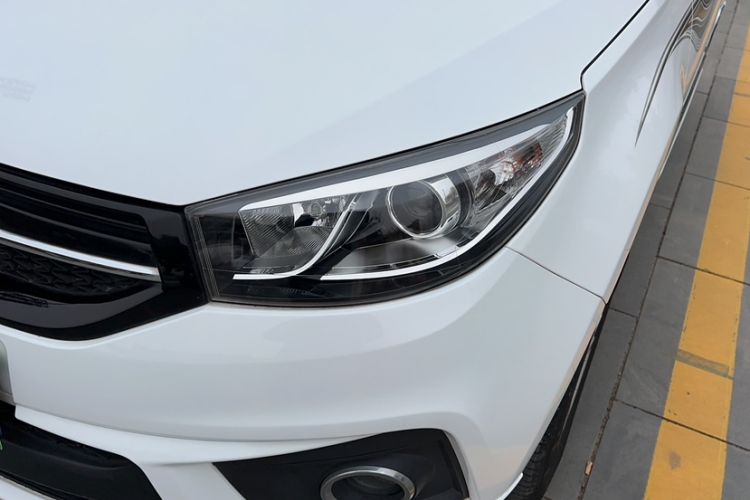 Used Chery Tiggo 3 2018 Classic Edition 1.6L CVT Comfort Model Left Front Headlight