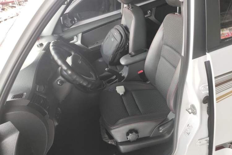 Used Chery Tiggo 3 2018 Classic Edition 1.6L Manual Elite Model Left Front Seat