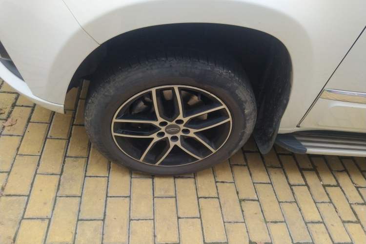 Used Chery Tiggo 3 2018 1.6L Manual Million Global Edition Left Front Wheel Hub