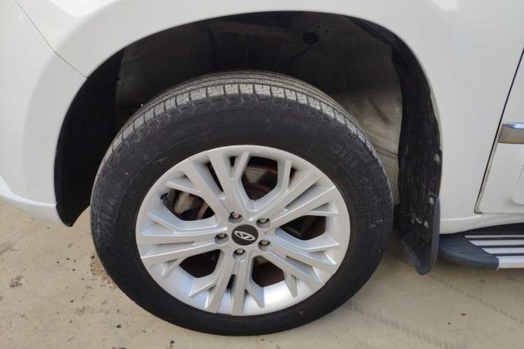 Used Chery Tiggo 3 2018 Classic Edition 1.6L Manual Comfort Model Left Front Wheel Hub