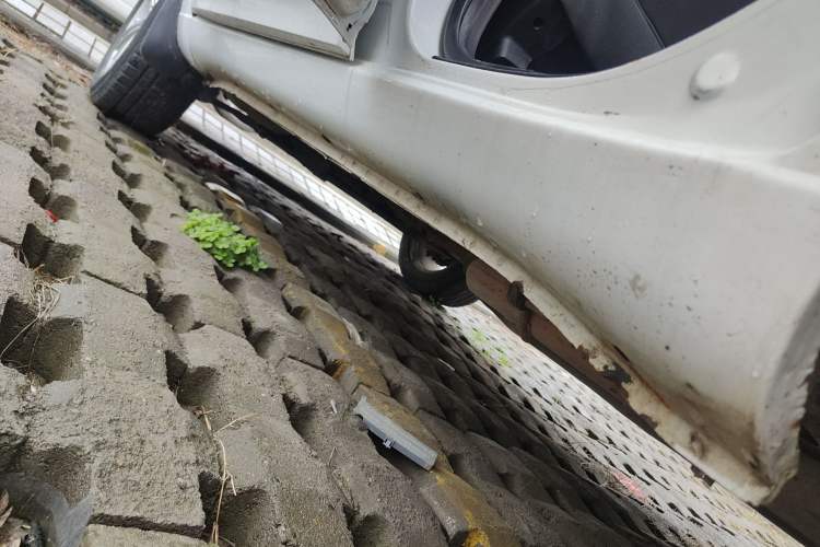 Used Chery Tiggo 3 2018 Classic Edition 1.6L Manual Comfort Model Left Side Sill