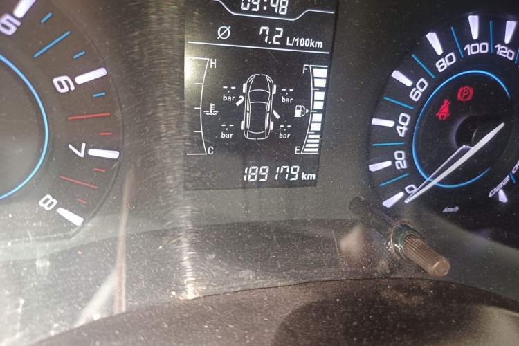 Used Chery Tiggo 3 2018 Classic Edition 1.6L Manual Elite Model Odometer Close Up