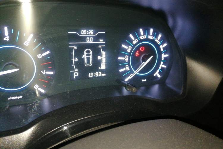 Used Chery Tiggo 3 2018 1.6L CVT Million Global Edition Odometer Close Up