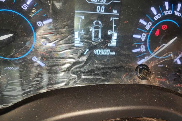 Used Chery Tiggo 3 2018 Classic Edition 1.6L Manual Comfort Model Odometer Close Up