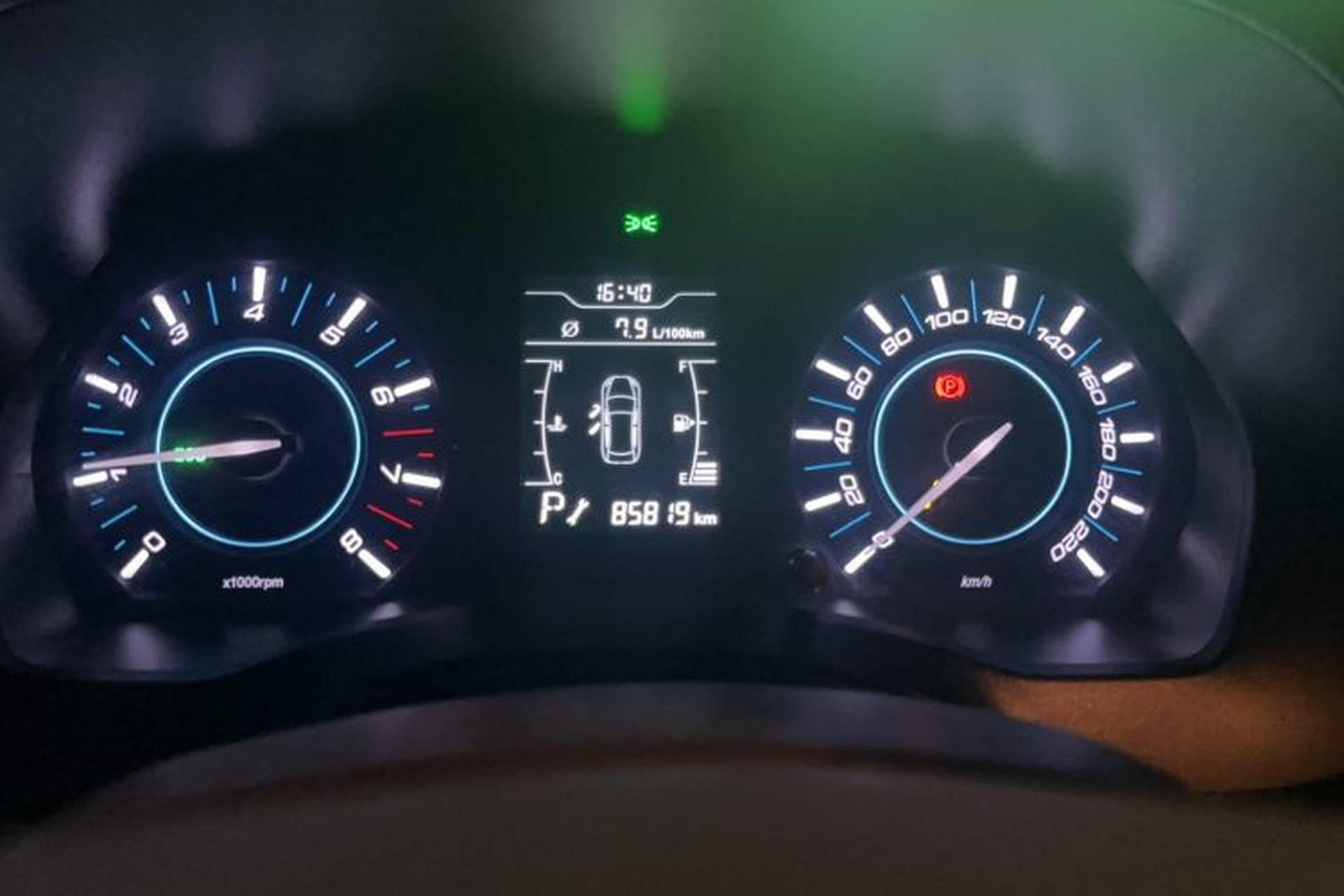 Used Chery Tiggo 3 2018 1.6L CVT Million Global Edition Odometer Close Up