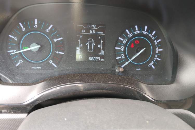 Used Chery Tiggo 3 2018 1.6L CVT Million Global Edition Odometer Close Up