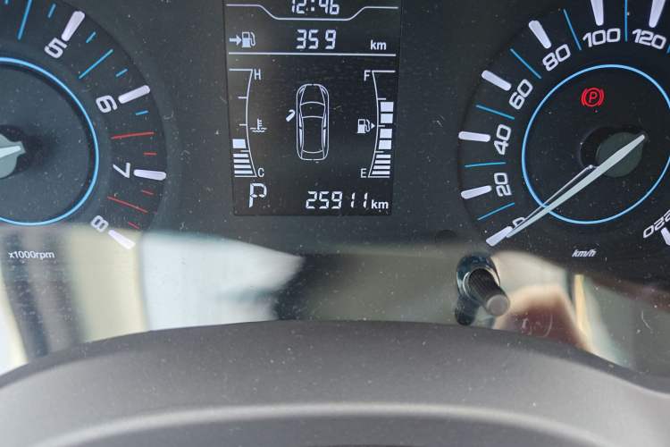 Used Chery Tiggo 3 2018 Classic Edition 1.6L CVT Comfort Model Odometer Close Up