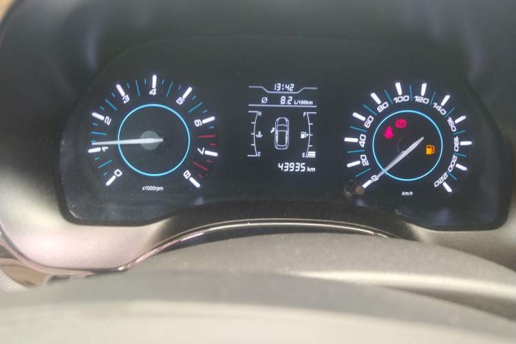 Used Chery Tiggo 3 2018 1.6L Manual Million Global Edition Odometer Close Up