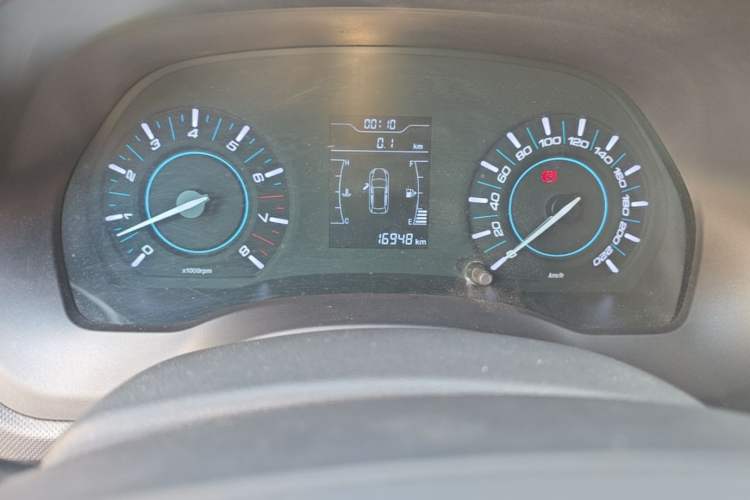 Used Chery Tiggo 3 2018 Classic Edition 1.6L Manual Comfort Model Odometer Close Up