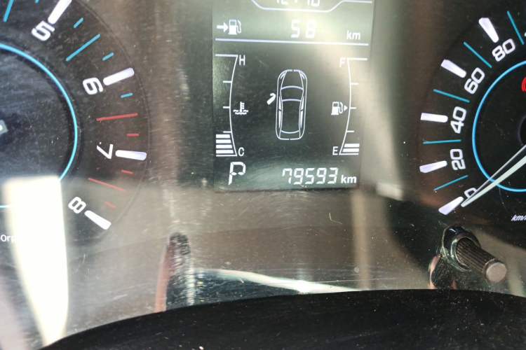 Used Chery Tiggo 3 2018 1.6L CVT Million Global Edition Odometer Close Up