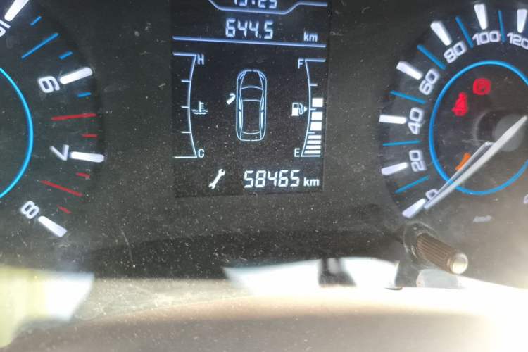 Used Chery Tiggo 3 2018 Classic Edition 1.6L Manual Comfort Model Odometer Close Up
