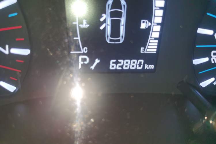 Used Chery Tiggo 3 2018 1.6L CVT Million Global Edition Odometer Close Up