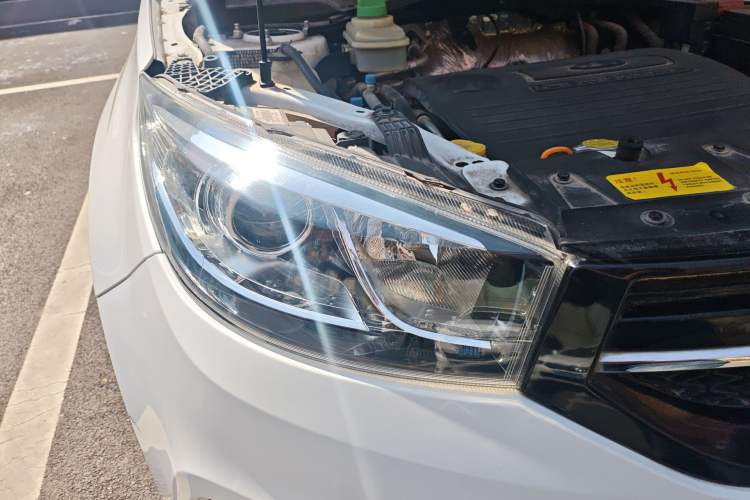 Used Chery Tiggo 3 2018 Classic Edition 1.6L CVT Elite Model Right Front Headlight