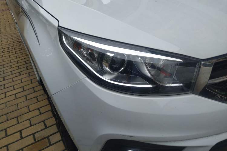 Used Chery Tiggo 3 2018 1.6L Manual Million Global Edition Right Front Headlight