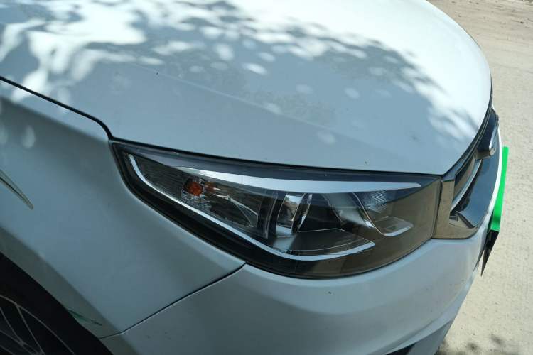 Used Chery Tiggo 3 2018 1.6L CVT Million Global Edition Right Front Headlight