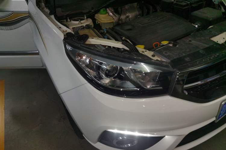 Used Chery Tiggo 3 2018 1.6L CVT Million Global Edition Right Front Headlight