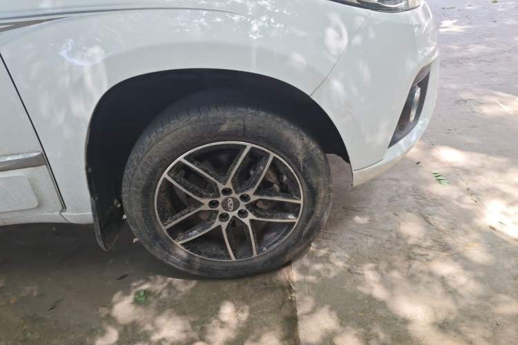 Used Chery Tiggo 3 2018 1.6L Manual Million Global Edition Right Front Wheel Hub