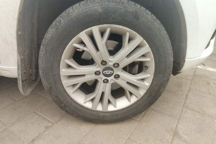 Used Chery Tiggo 3 2018 Classic Edition 1.6L Manual Comfort Model Right Front Wheel Hub