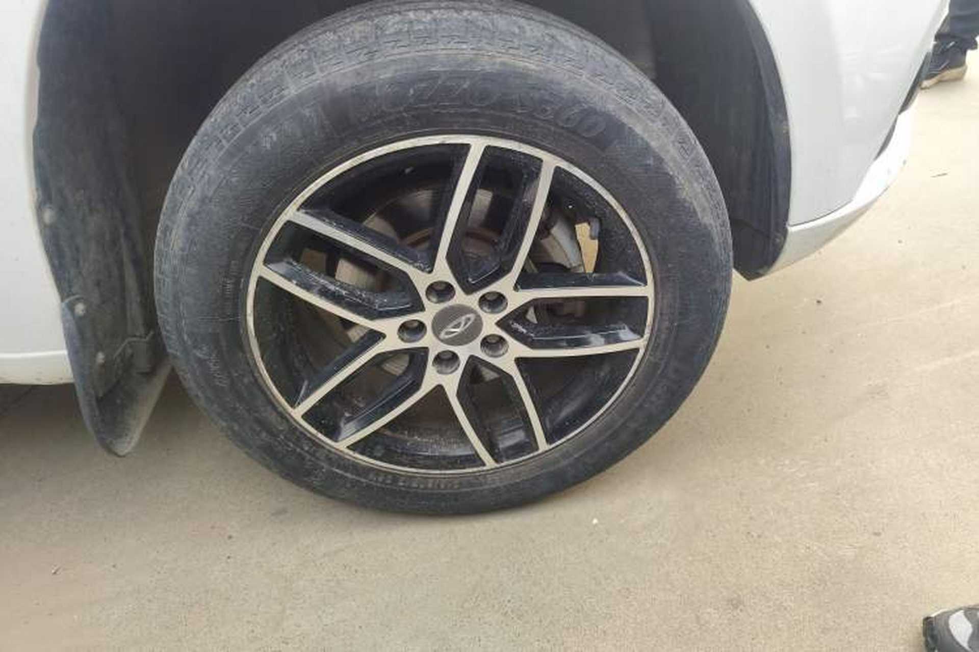 Used Chery Tiggo 3 2018 1.6L Manual Million Global Edition Right Front Wheel Hub