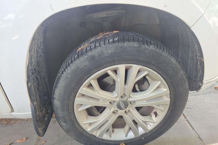 Used Chery Tiggo 3 2018 Classic Edition 1.6L Manual Comfort Model Right Front Wheel Hub