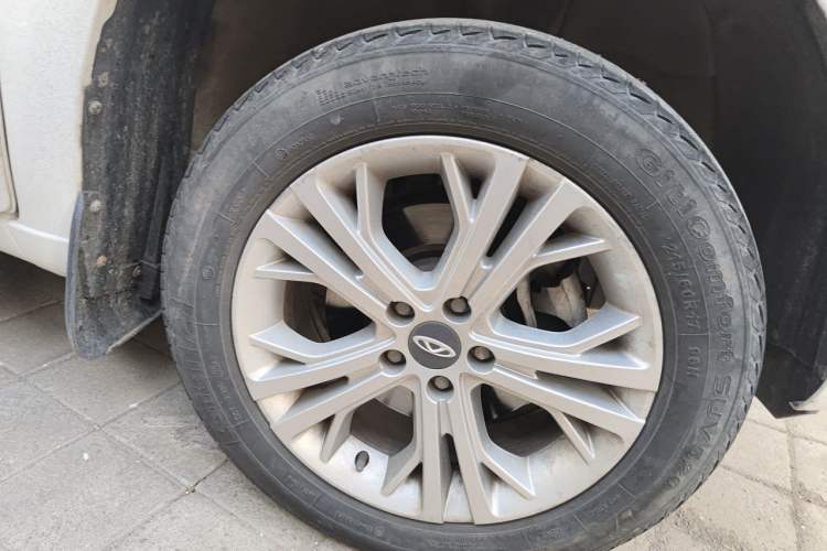 Used Chery Tiggo 3 2018 Classic Edition 1.6L Manual Comfort Model Right Front Wheel Hub