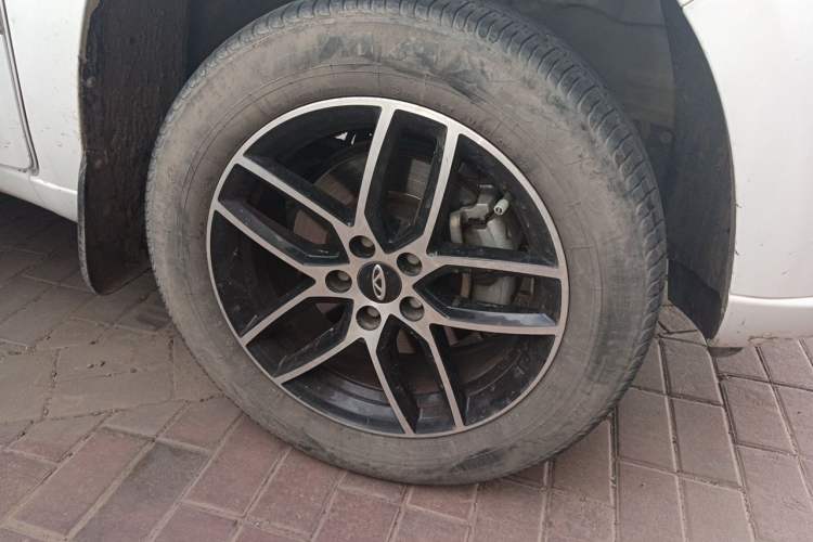 Used Chery Tiggo 3 2018 1.6L Manual Million Global Edition Right Front Wheel Hub