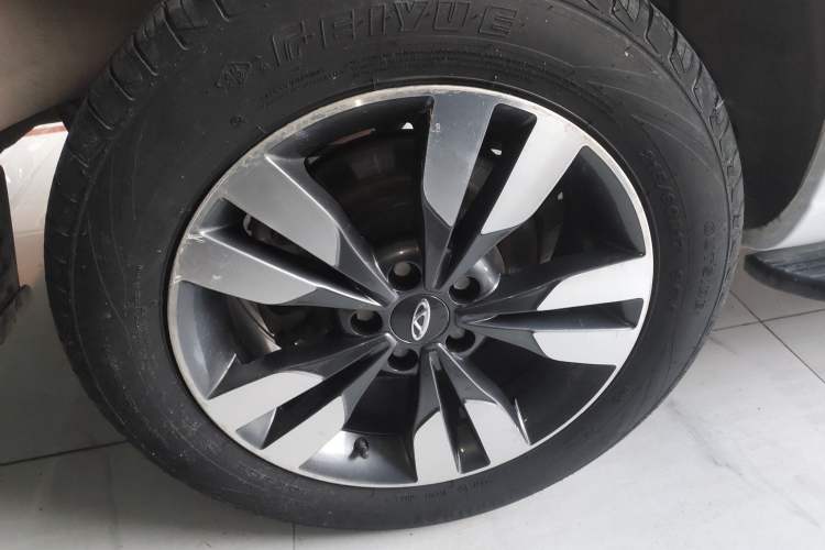 Used Chery Tiggo 3 2018 Classic Edition 1.6L Manual Elite Model Right Rear Wheel Hub