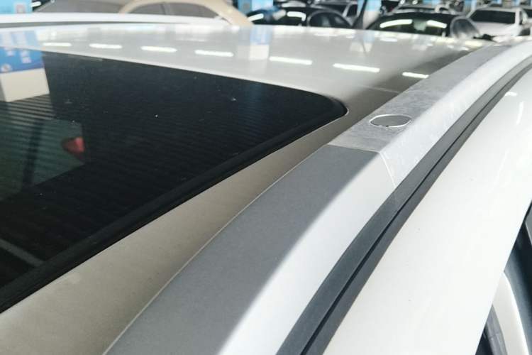 Used Chery Tiggo 3 2018 1.6L CVT Million Global Edition Roof