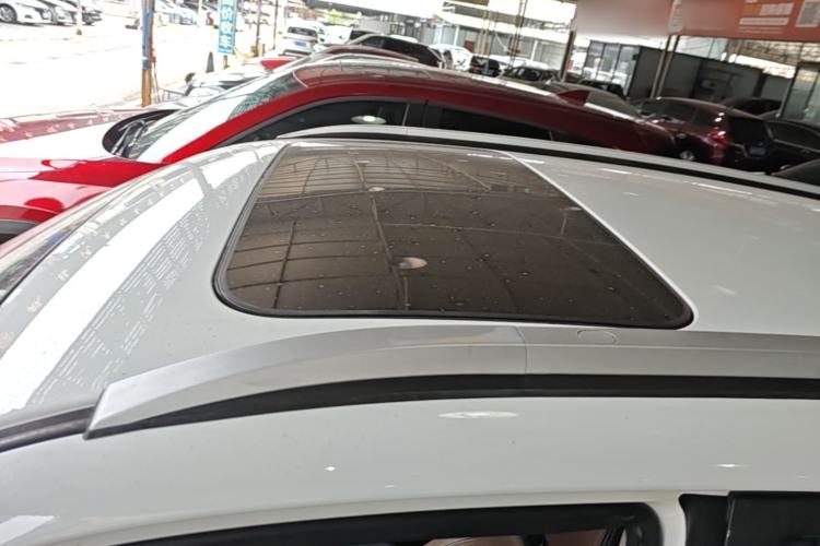 Used Chery Tiggo 3 2018 1.6L CVT Million Global Edition Roof