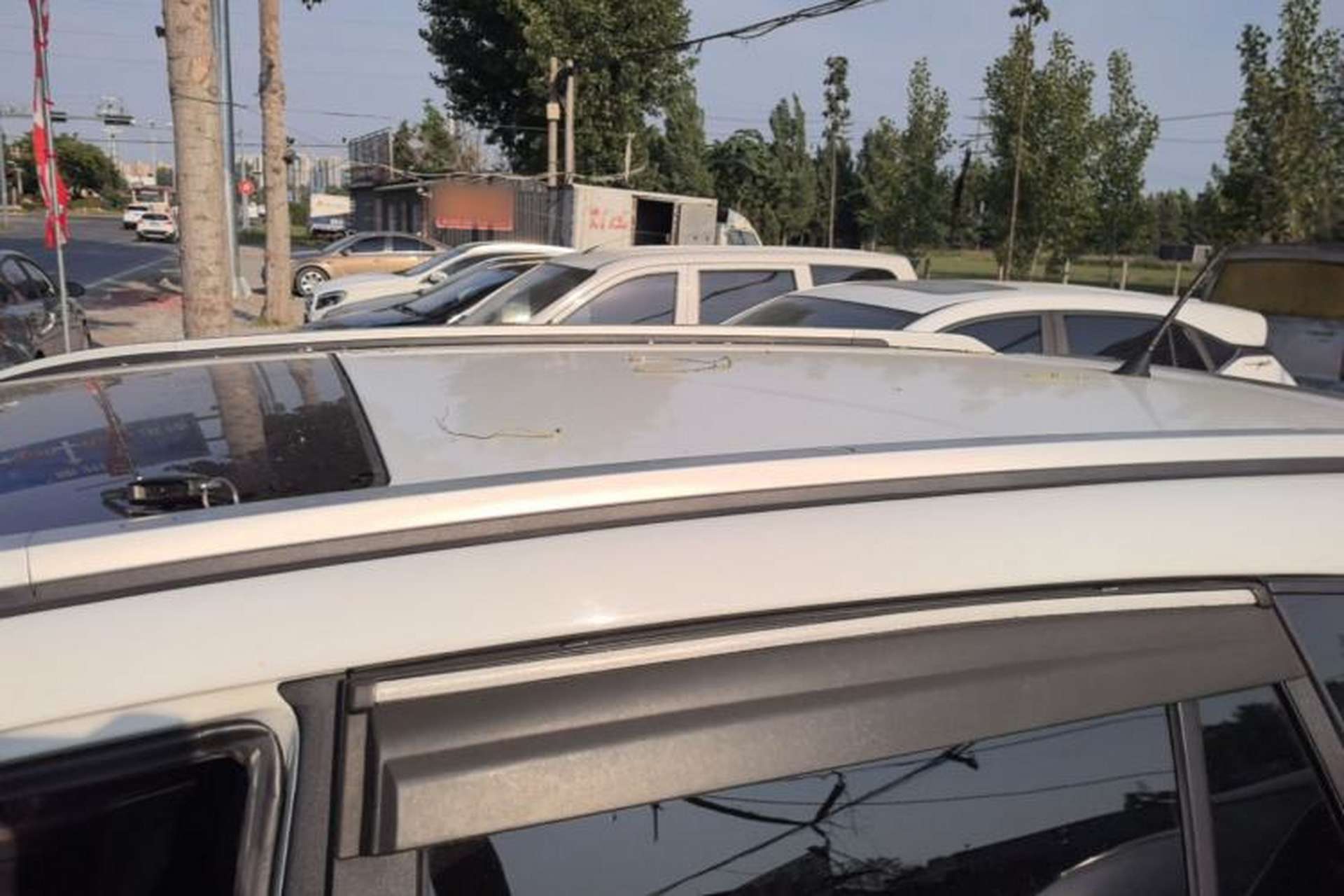 Used Chery Tiggo 3 2018 1.6L Manual Million Global Edition Roof