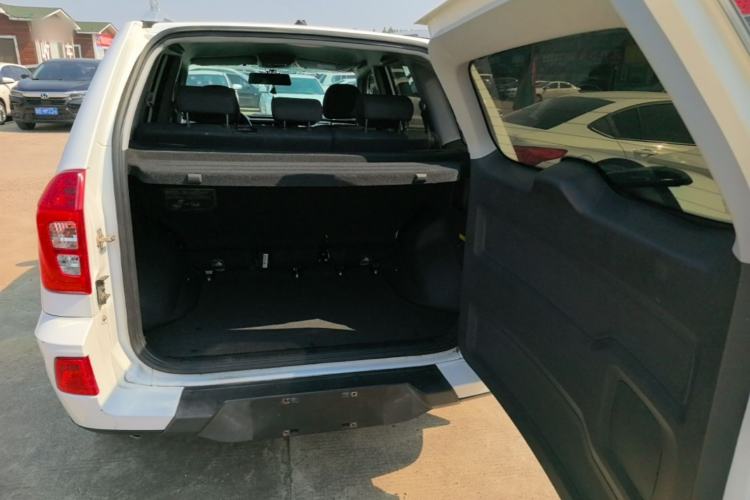 Used Chery Tiggo 3 2018 Classic Edition 1.6L Manual Comfort Model Trunk