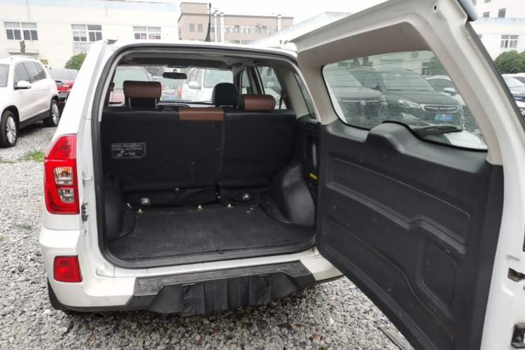 Used Chery Tiggo 3 2018 1.6L Manual Million Global Edition Trunk