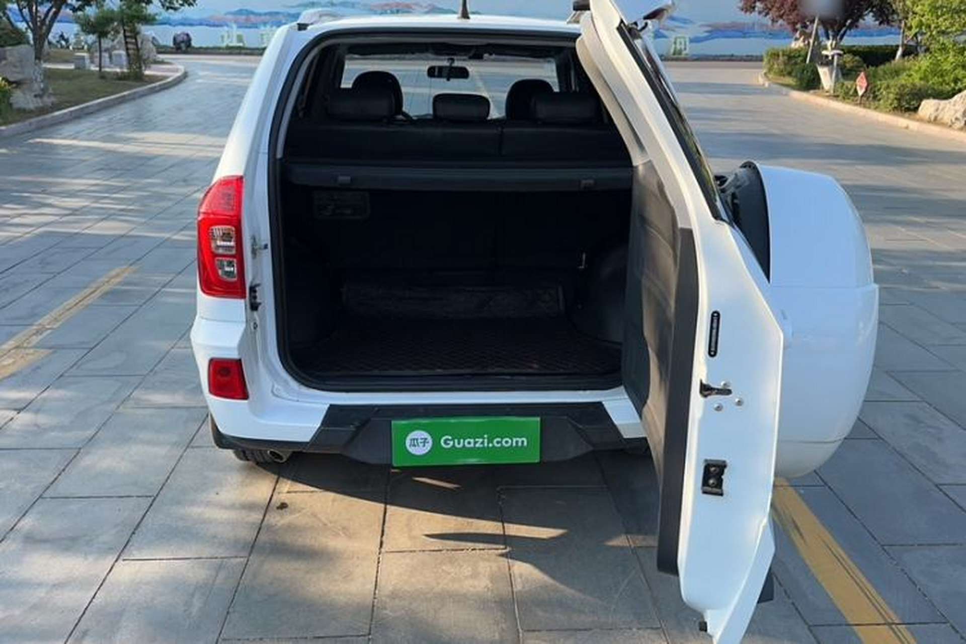 Used Chery Tiggo 3 2018 Classic Edition 1.6L Manual Comfort Model Trunk