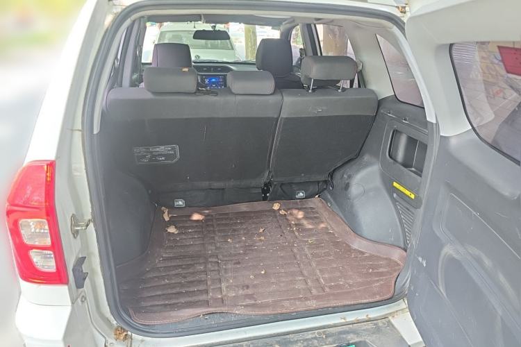 Used Chery Tiggo 3 2018 Classic Edition 1.6L Manual Comfort Model Trunk