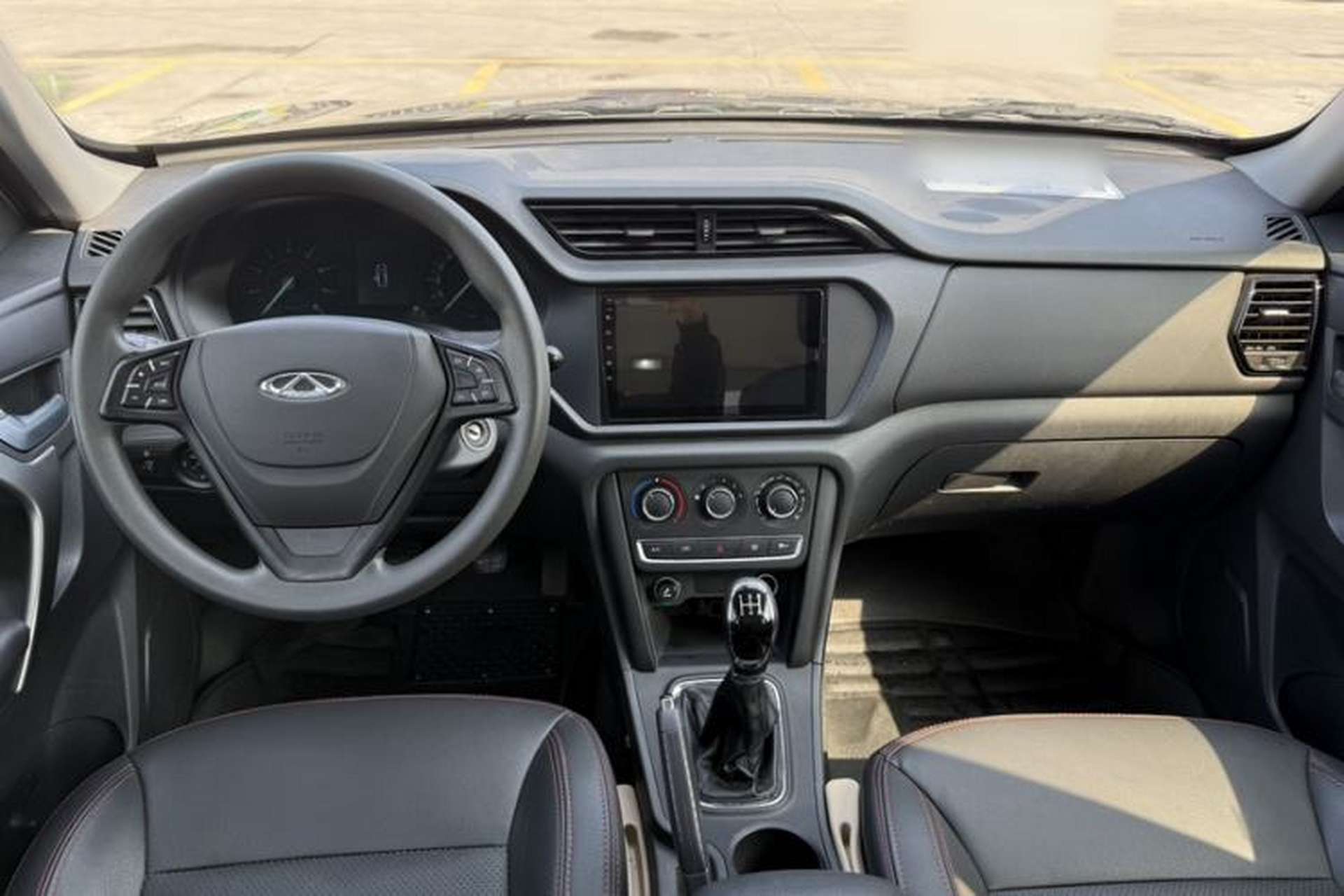 Used Chery Tiggo 3 2018 Classic Edition 1.6L Manual Comfort Model Interior 2