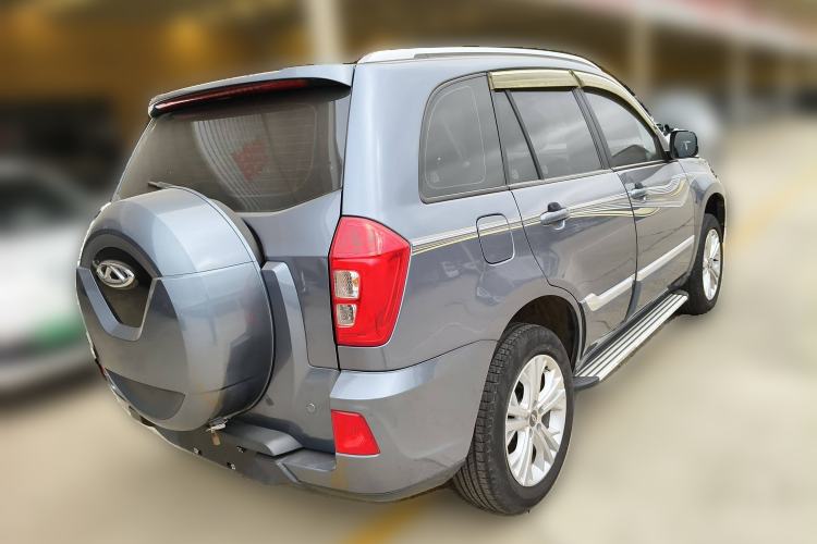 Used Chery Tiggo 3 2020 Million Global Edition 1.5L Manual Fashion Model Exterior 5