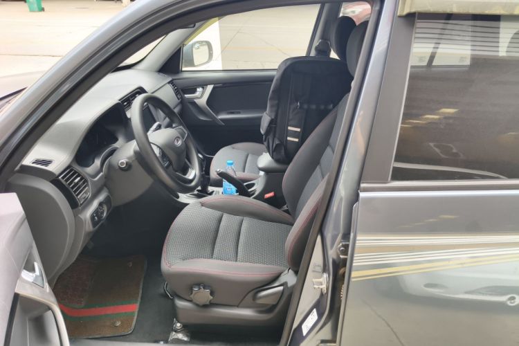 Used Chery Tiggo 3 2020 Million Global Edition 1.5L Manual Fashion Model Left Front Seat