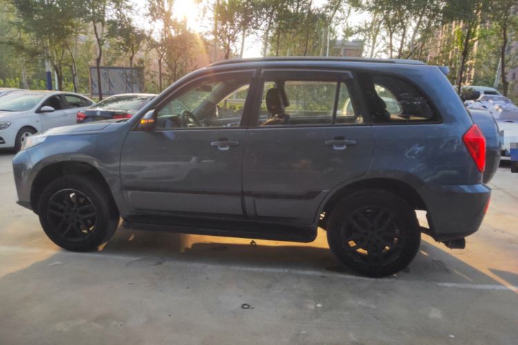Used Chery Tiggo 3 2020 Million Global Edition 1.5L Manual Fashion Model Left Side