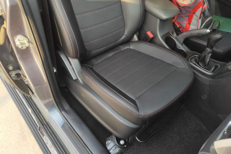 Used Chery Tiggo 3 2020 Million Global Edition 1.5L Manual Fashion Model Right Front Seat