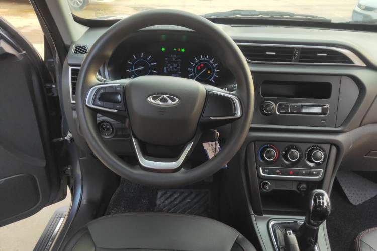 Used Chery Tiggo 3 2020 Million Global Edition 1.5L Manual Fashion Model Steering Wheel